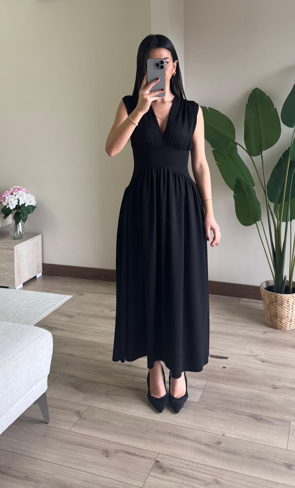 V Yaka Belden Oturtmalı Büzgülü Elbise