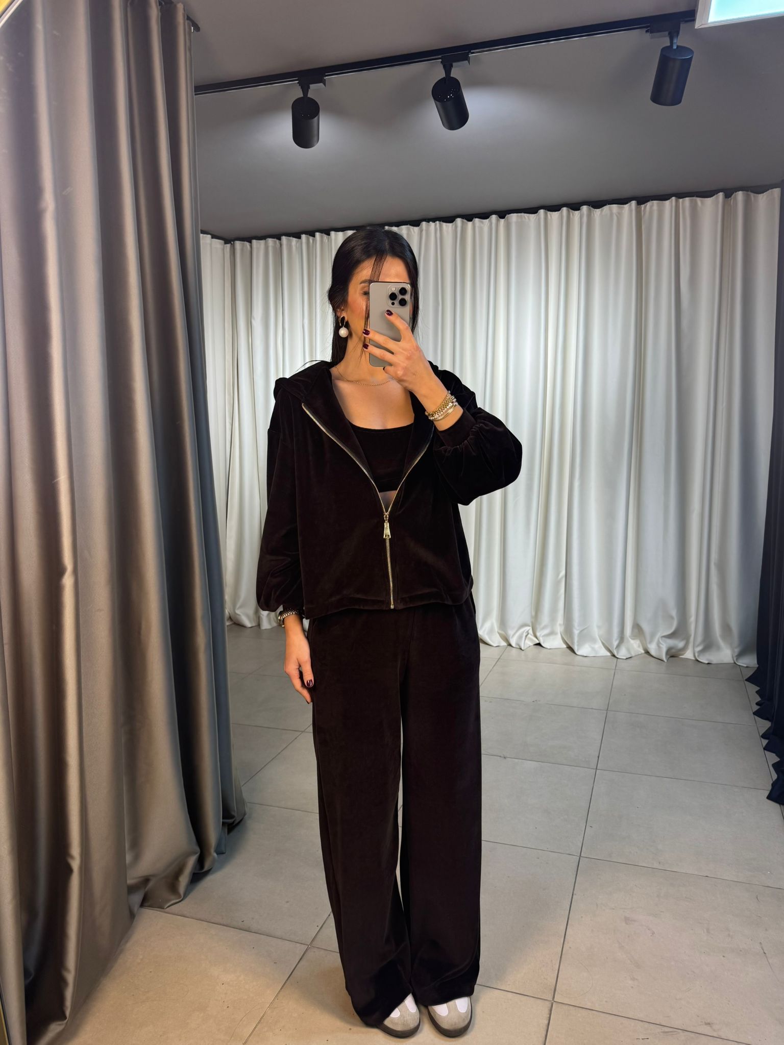 Kadife Üçlü Takım