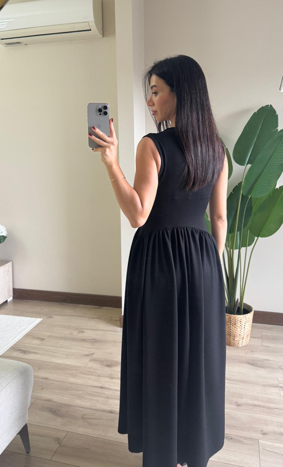 V Yaka Belden Oturtmalı Büzgülü Elbise