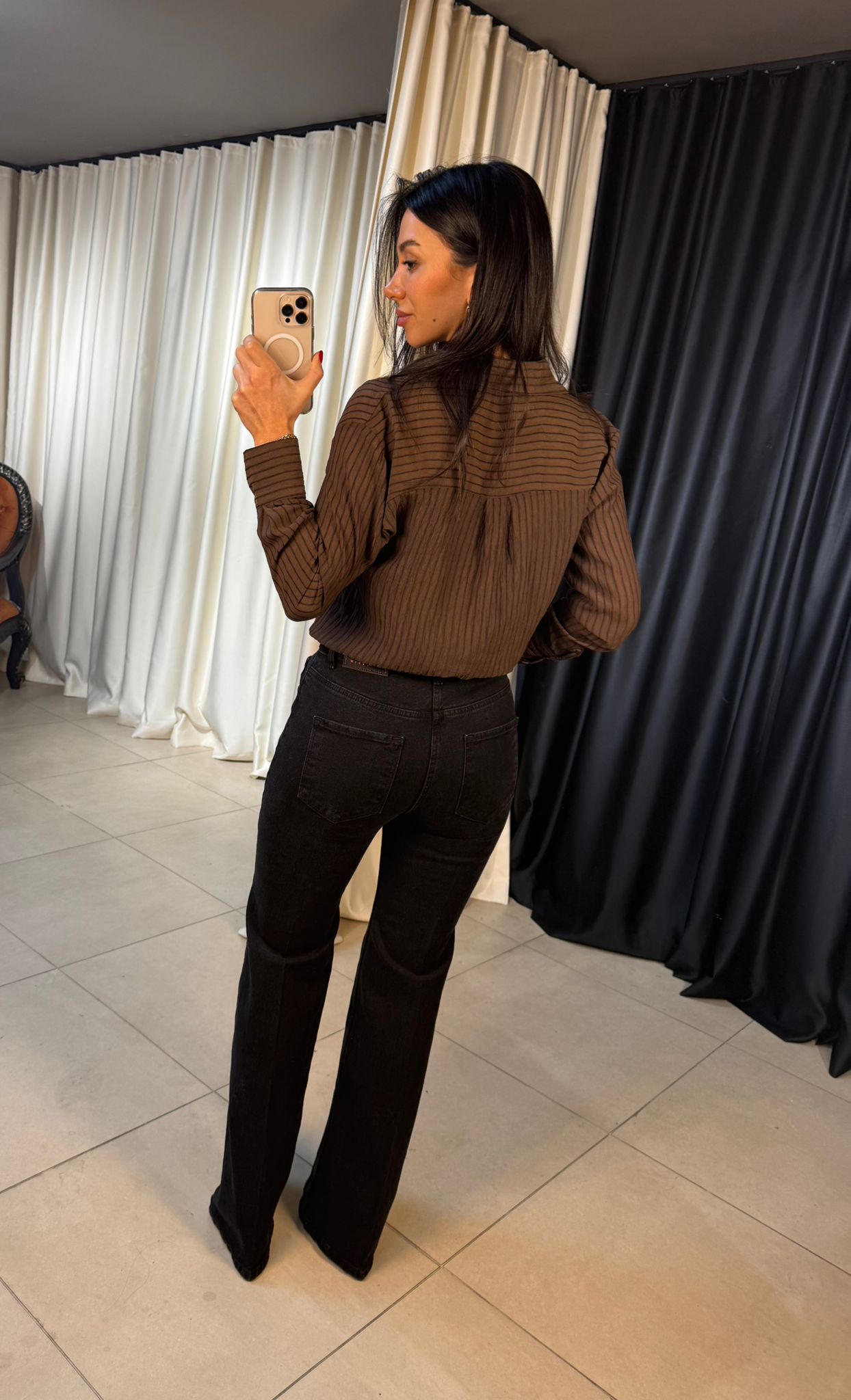 Yüksek Bel Siyah Kemerli Bol Paça Jean