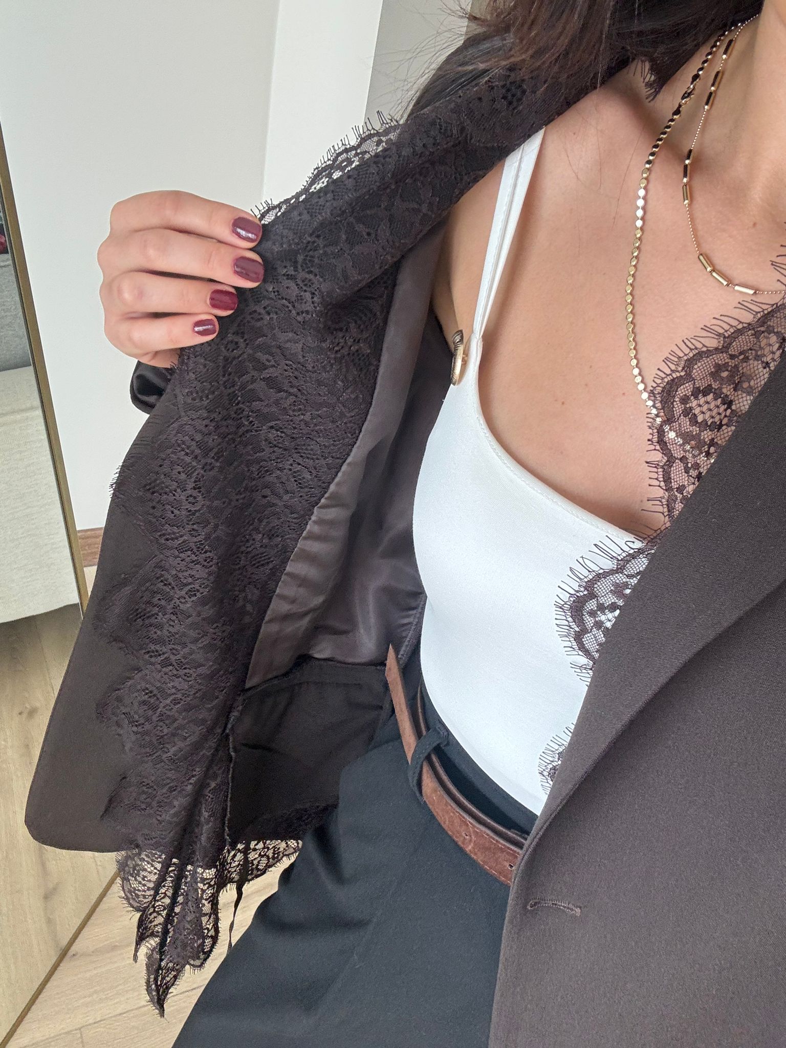 Dantel Detaylı Blazer Ceket