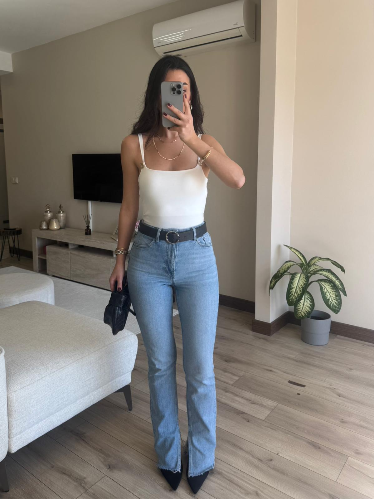 İp Askılı Gold Aksesuarlı Çıtçıtlı Bodysuit