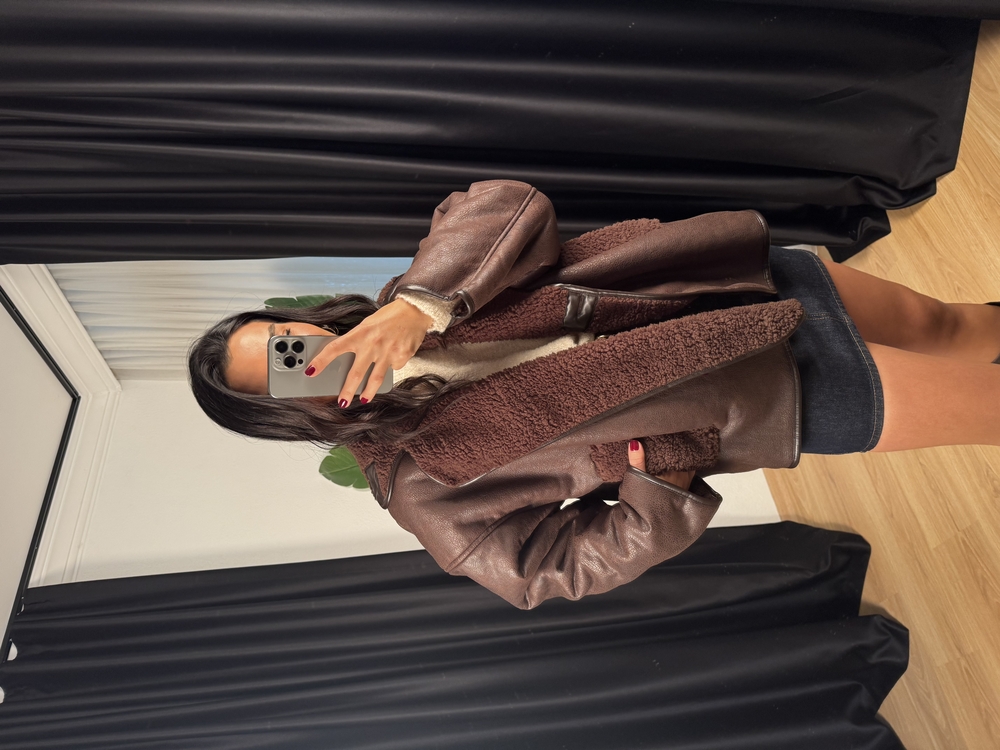 Peluş Detaylı Nubuk Mont