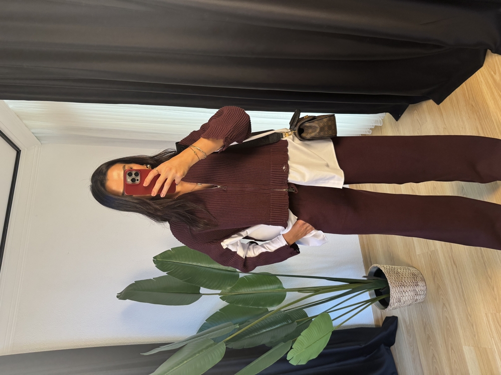 Gömlek Detaylı Triko Takım