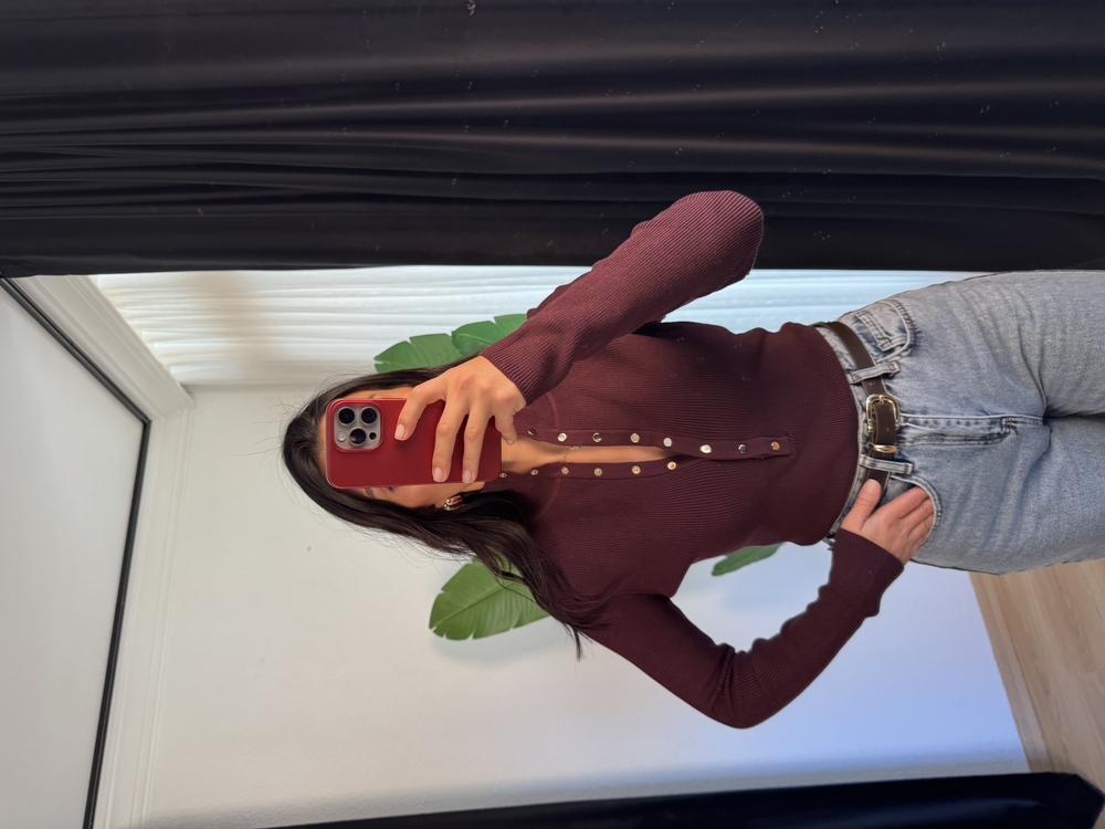 Dik Yaka Çıtçıtlı Triko